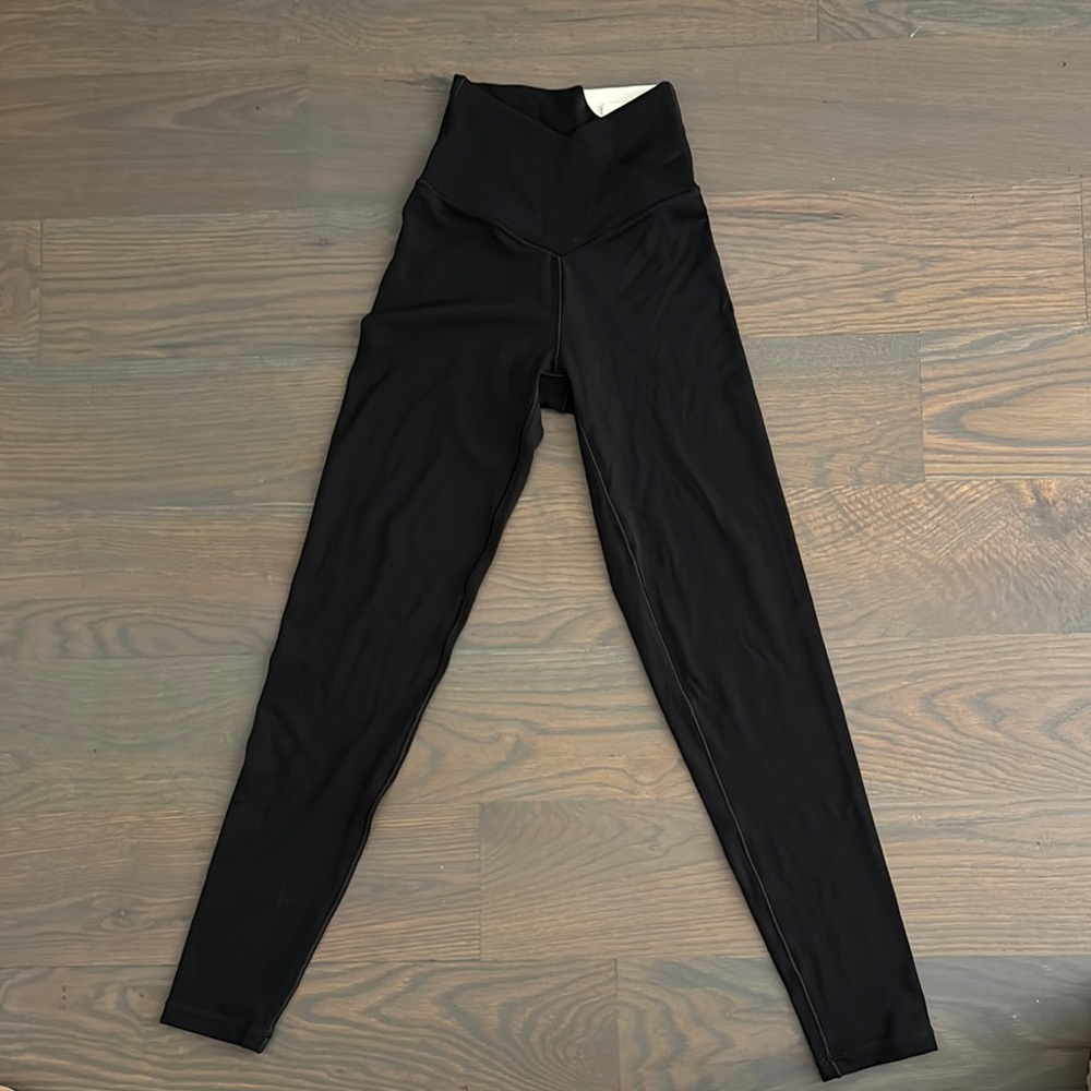 American Eagle Black High-Waisted Leggings